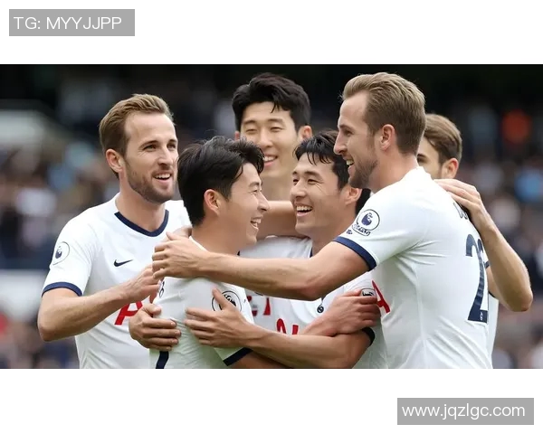 足球明星新年精彩瞬间汇总视频集锦尽享球场魅力与节日欢庆